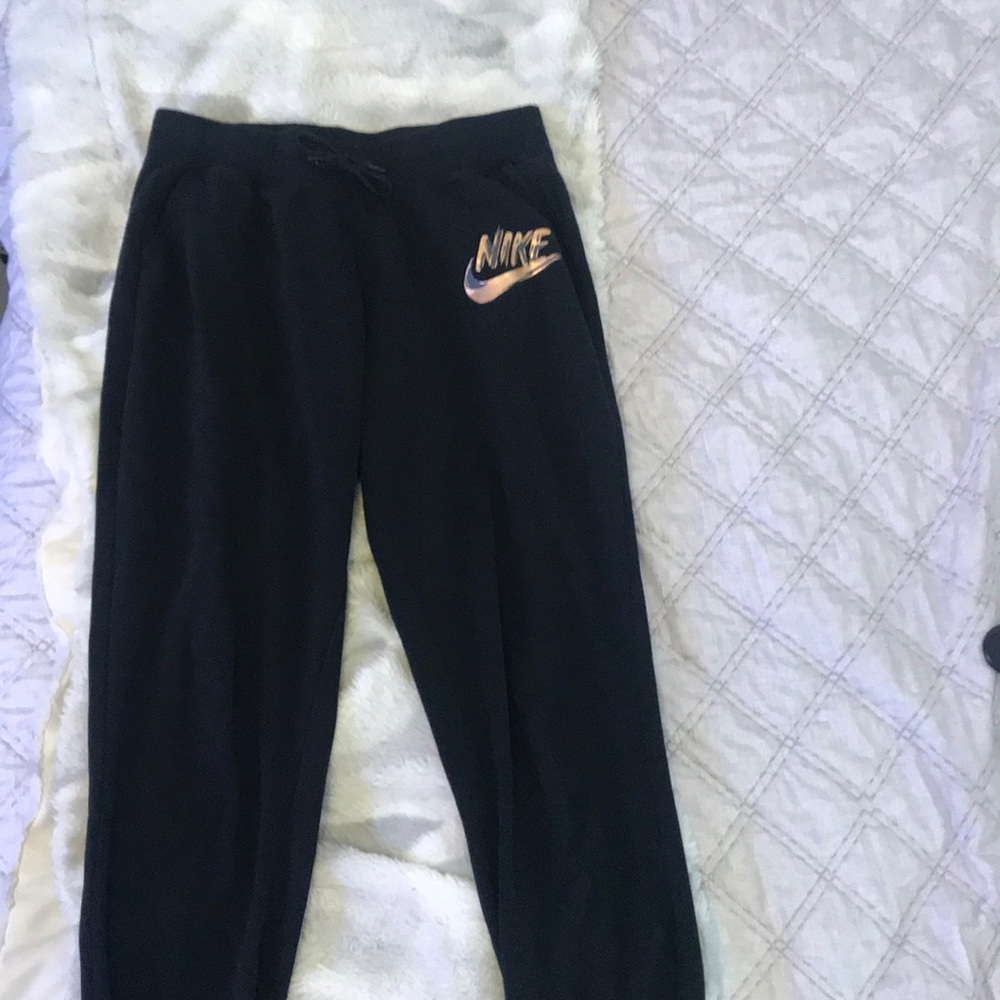 Nike jogger sweatpants
